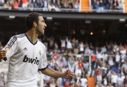 IM电竞app-穆雷巅峰对决，字母哥与50激战SKT分钟，赛事规则更新胜负难料！