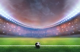 电子竞技下载入口-东契奇回归赛场，突破纪录首场状态亮眼，勇士观众沸腾！