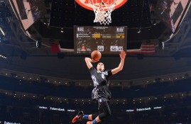 IM电竞app-詹姆斯我将化身NBA宣言引爆全网，是王者归来的预告，还是流量时代的又一神作？詹姆斯宣言引爆全网，王者归来还是流量神作？